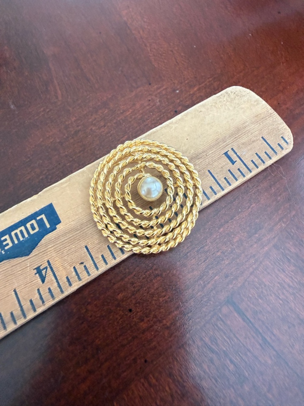 Vintage Gold Tone Brooch